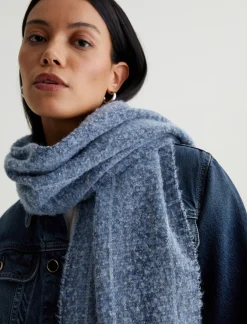 Arden Scarf