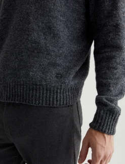 Cason Hoodie