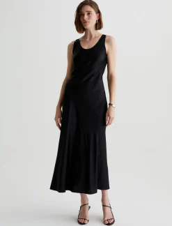 Khai Dress