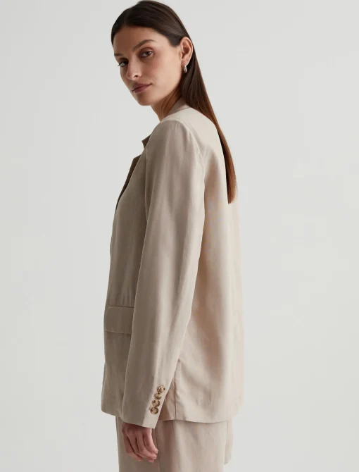 Maren Blazer